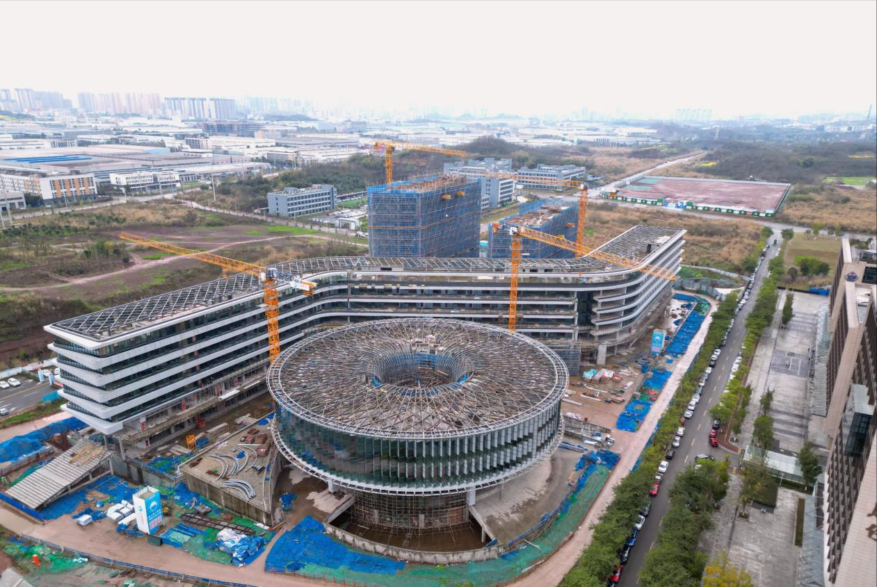 汇东建工 | 南岸之芯项目收官冲刺