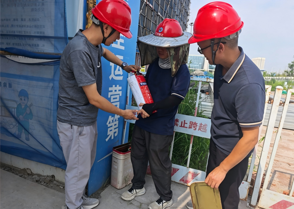 汇东建工 | 以案为鉴守牢安全底线&mdash;&mdash;公司开展在建项目夏季安全专项排查